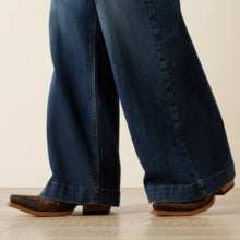 Ariat Ultra High Rise Rosalie Wide Jean