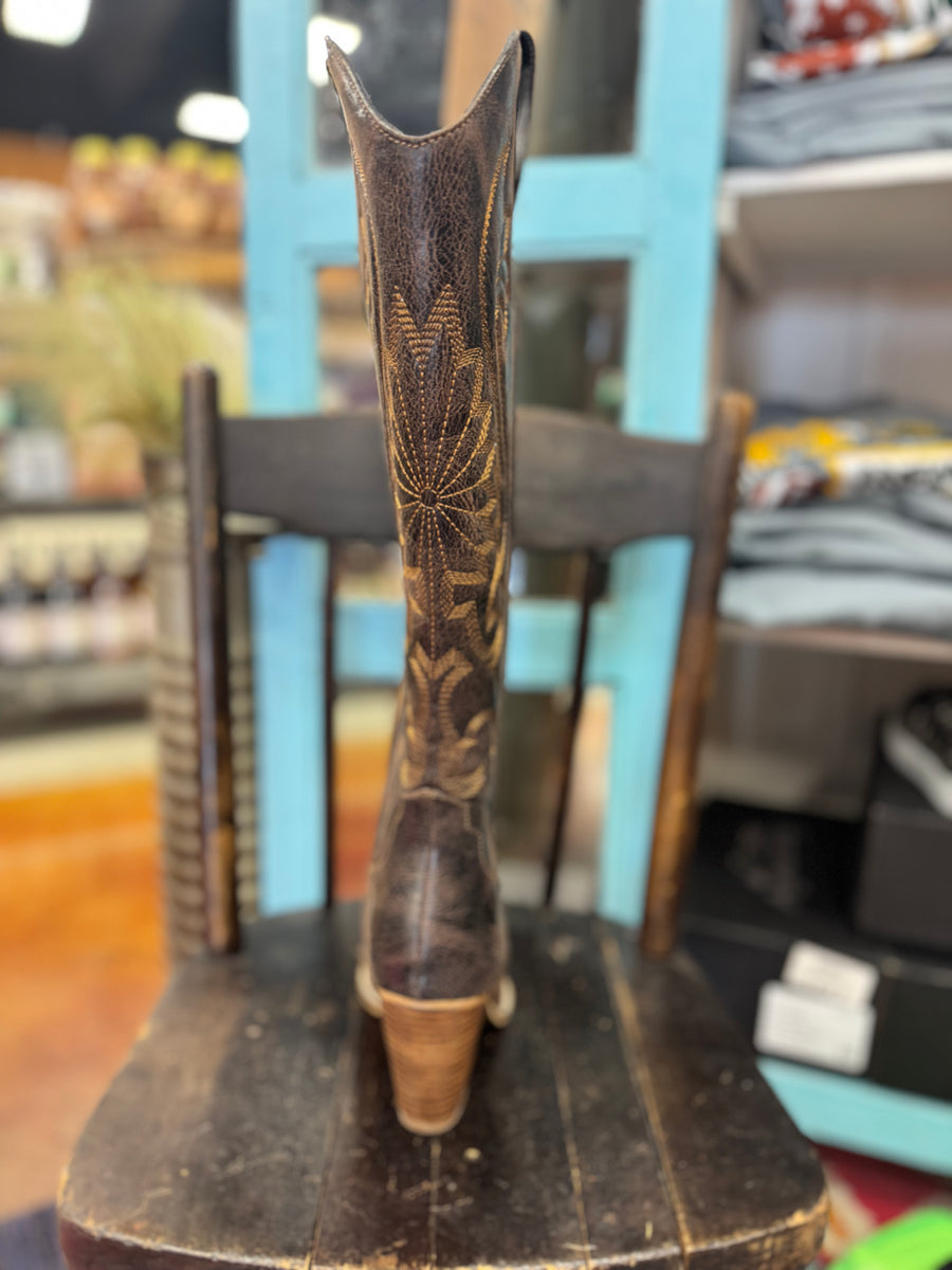 Corkys Long Live Cowgirls