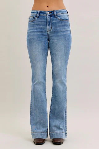 Judy Blue Amelia Mid Rise Flare