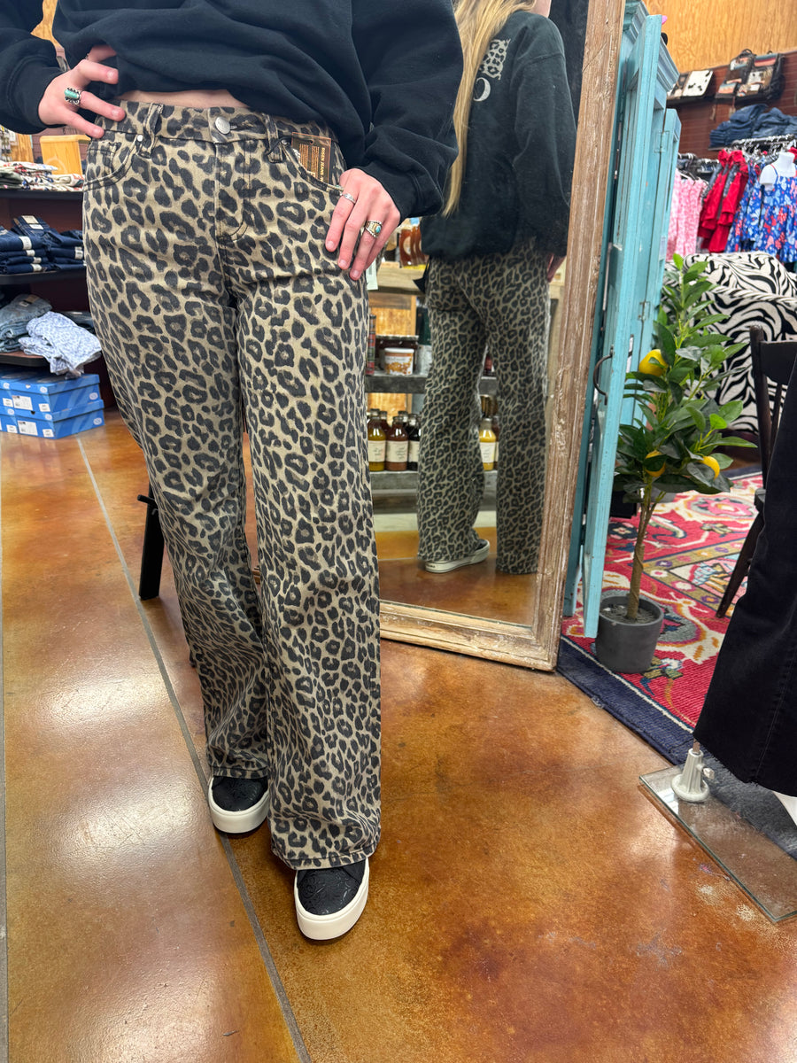 Risen Sandy Mid Rise Wide Leg Leopard Pant