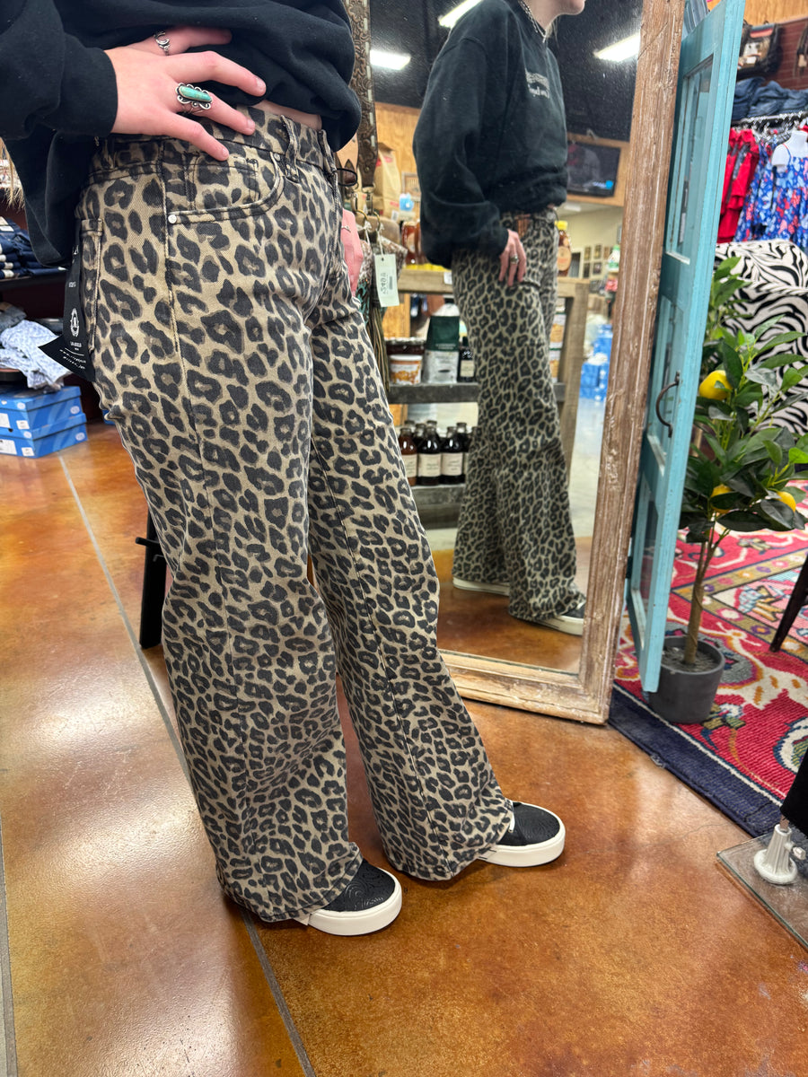 Risen Sandy Mid Rise Wide Leg Leopard Pant