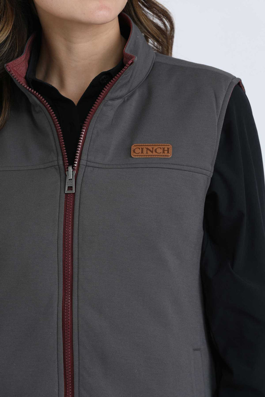 Cinch Women's Reversible Vest Burgundy